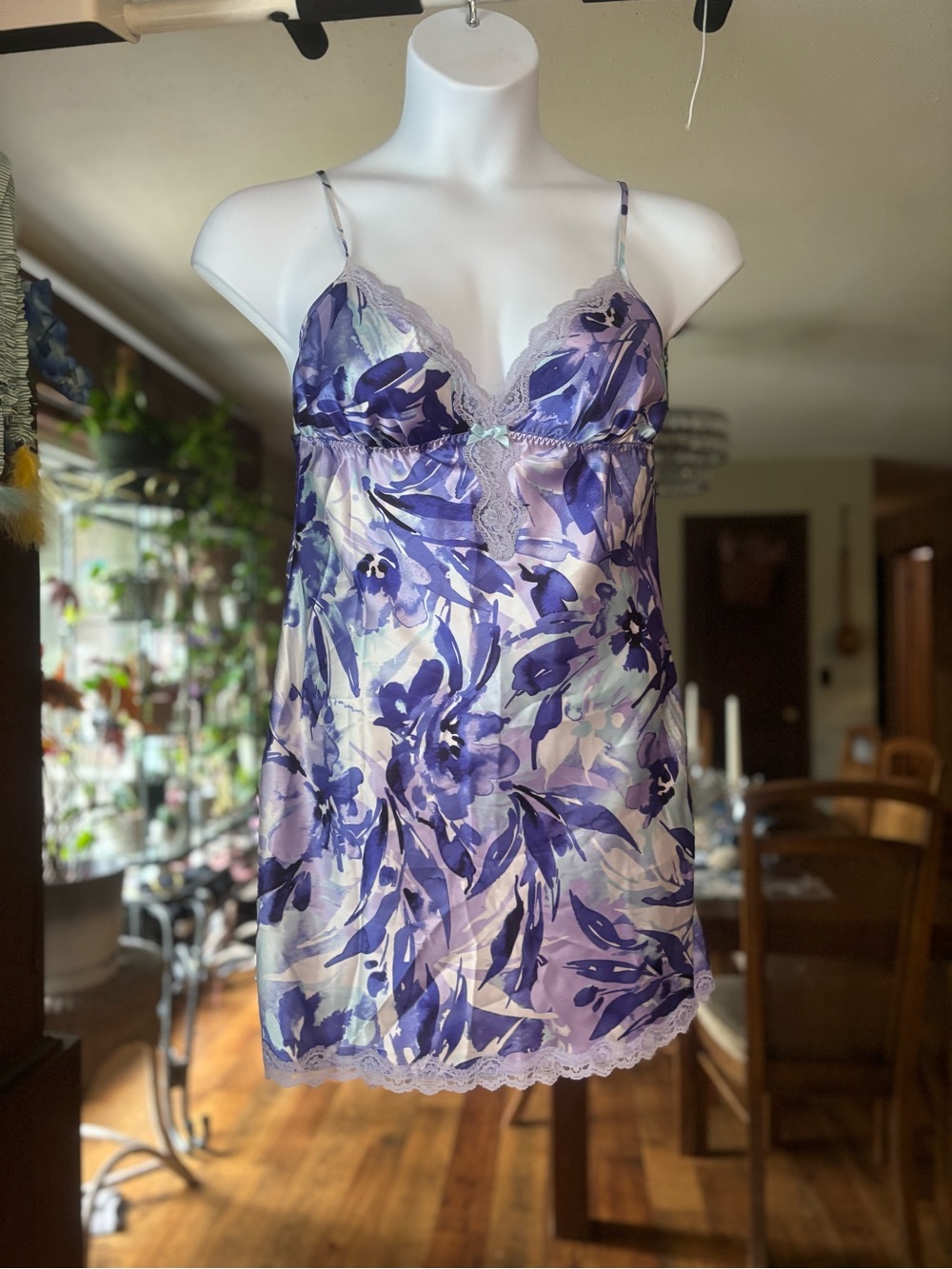 Apt. 9 Women’s Floral Purple Satin Slip Chemise Lace Trim  with Matching Robe